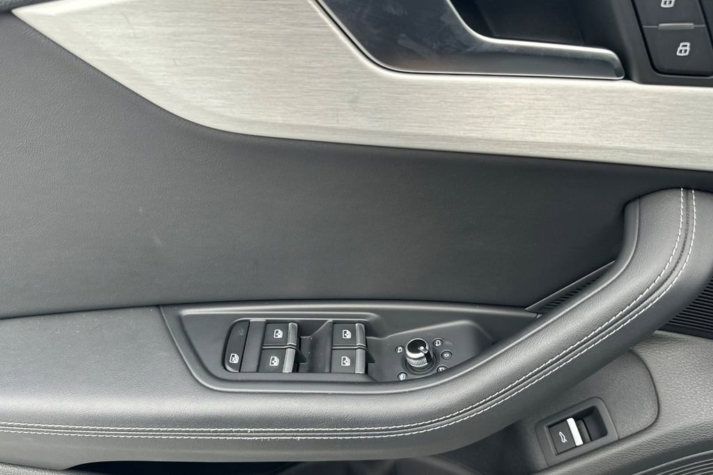 Used 2019 Audi S4 Prestige w/ Prestige Package image 10