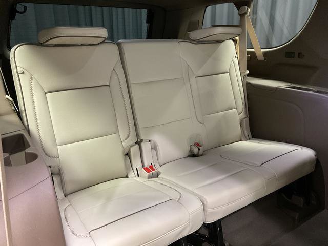 Used 2025 GMC Yukon XL Denali w/ Denali Reserve Package AWD/4WD image 15