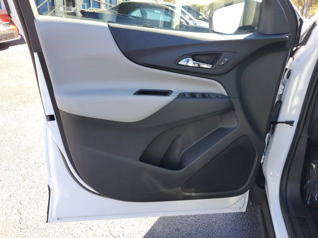 Used 2024 Chevrolet Equinox LS image 15