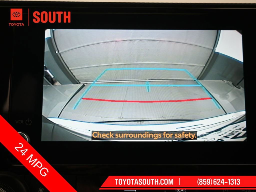Used 2023 Toyota Highlander XSE image 17