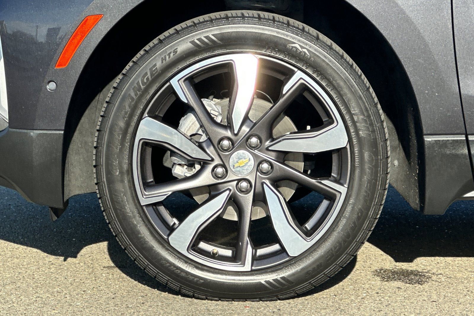 Used 2022 Chevrolet Equinox Premier image 35