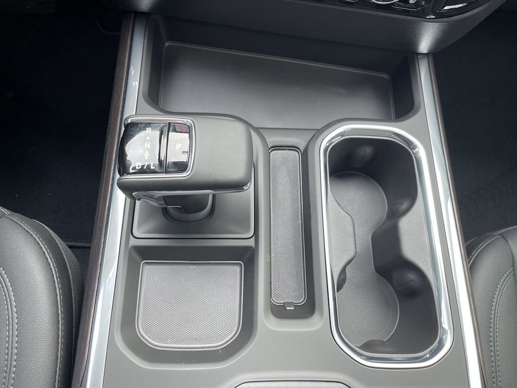 New 2026 GMC Sierra 1500 SLT w/ SLT Premium Package image 16