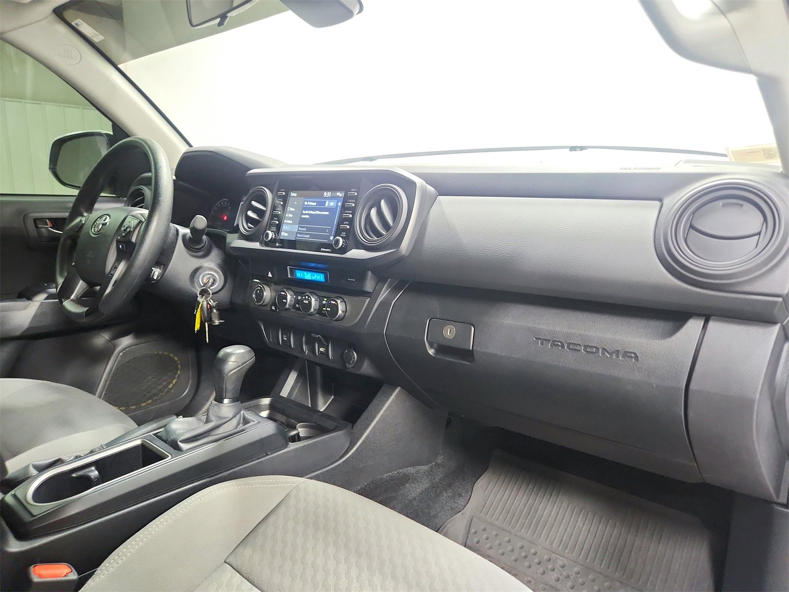 Used 2023 Toyota Tacoma SR image 34