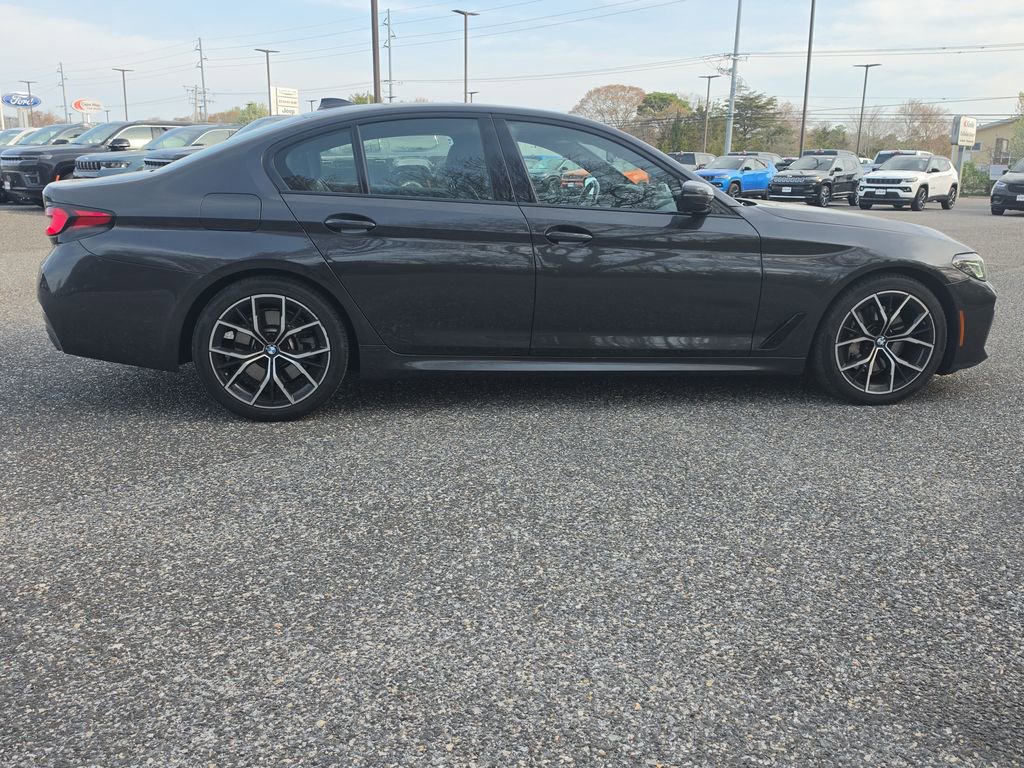 Used 2022 BMW 540i xDrive w/ M Sport Package image 12