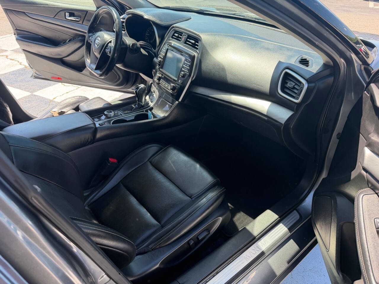 Used 2017 Nissan Maxima 3.5 SV FWD image 12