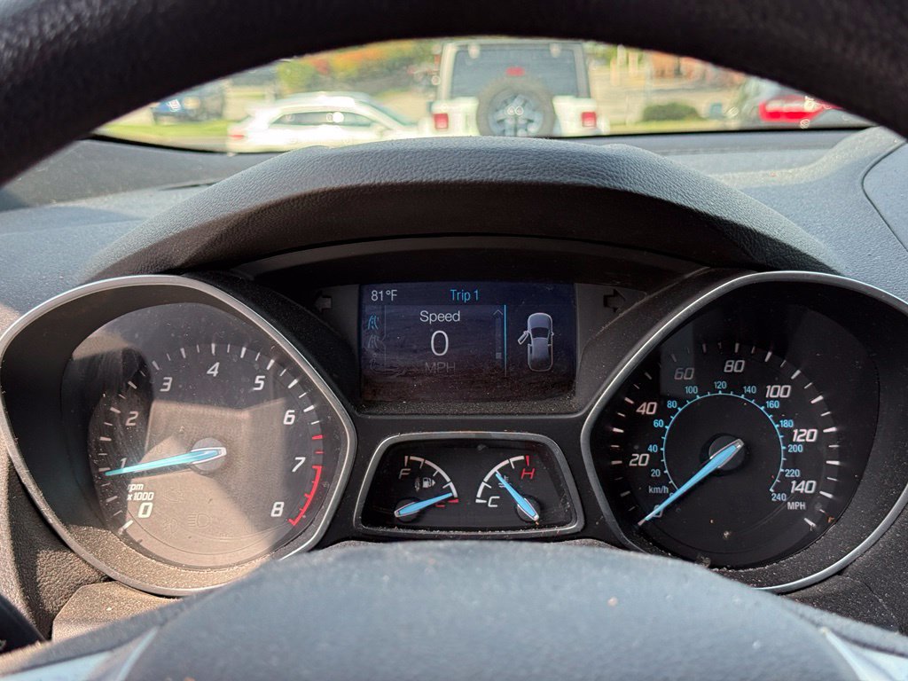 Used 2015 Ford Escape SE FWD image 17