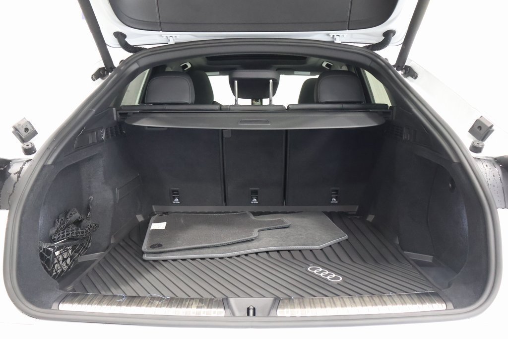 New 2025 Audi SQ5 Premium Plus w/ Premium Plus Package AWD/4WD image 28