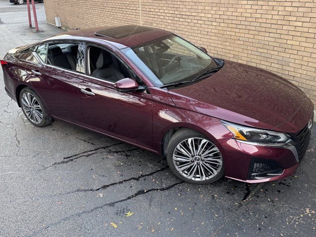 Used 2024 Nissan Altima 2.5 SL image 6