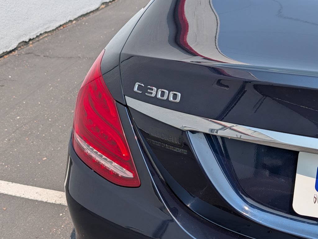 Used 2015 Mercedes-Benz C 300 4MATIC Sedan image 5