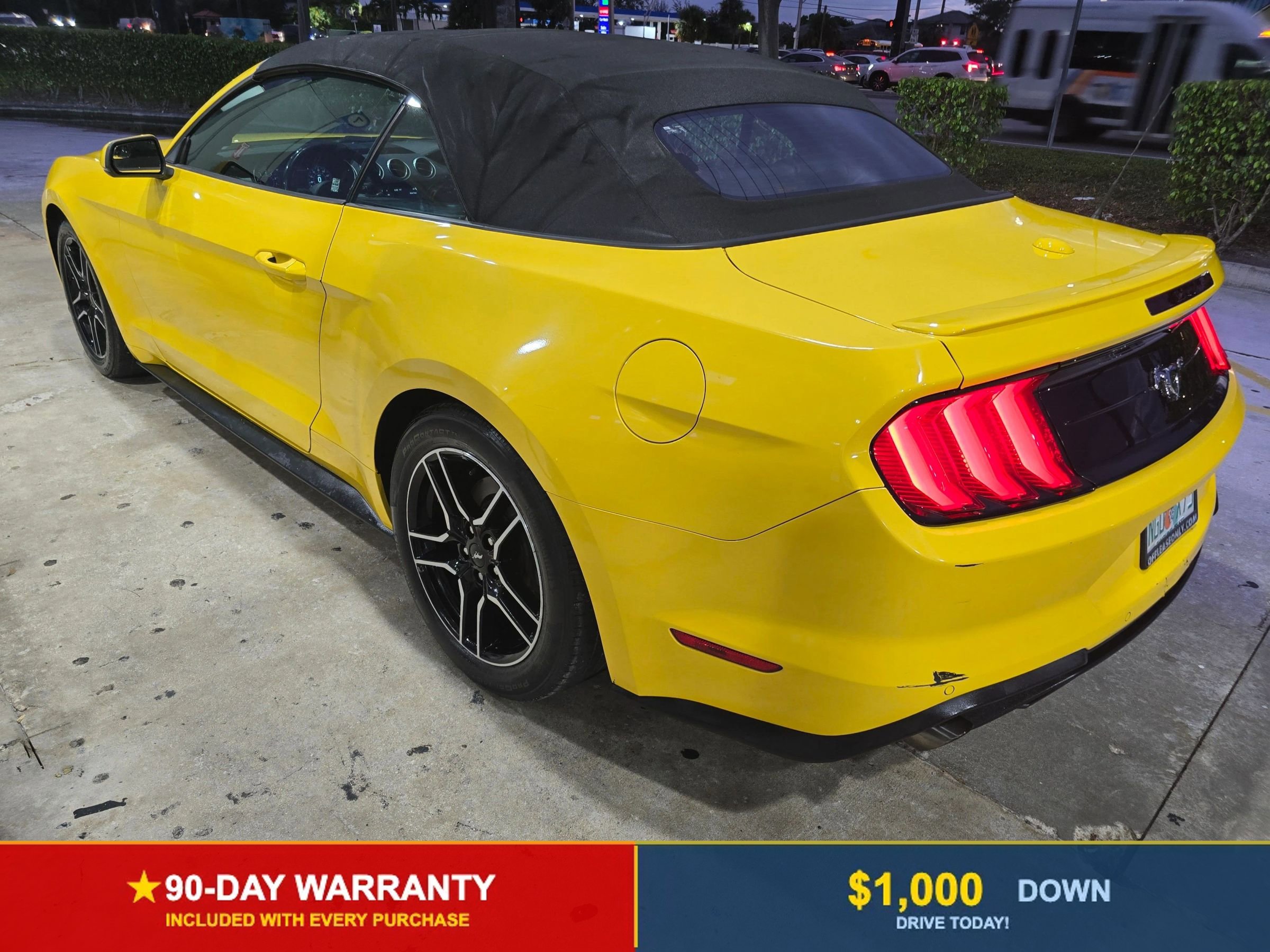 Used 2018 Ford Mustang Premium w/ Equipment Group 201A image 9