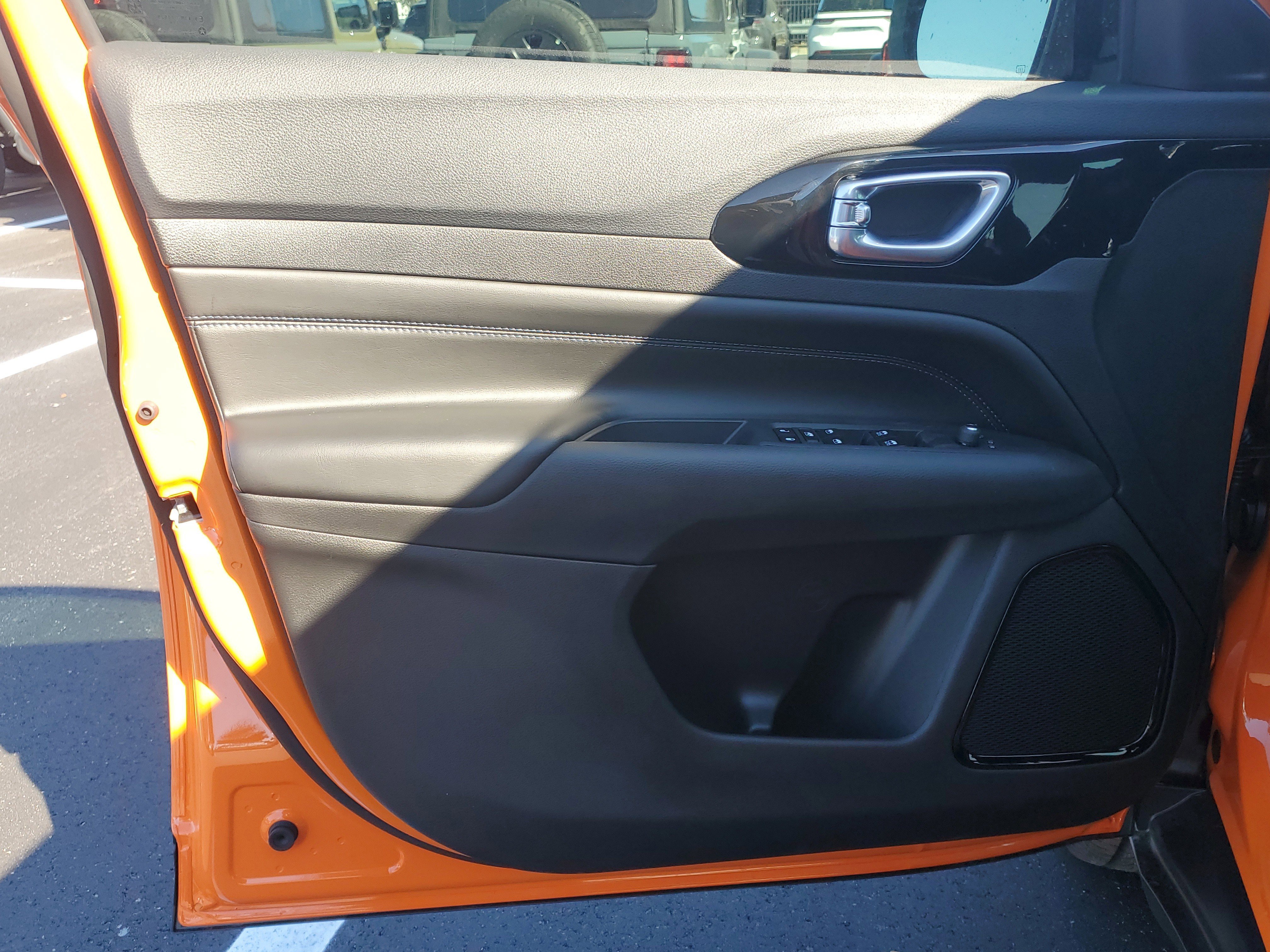 New 2026 Jeep Compass Latitude image 9