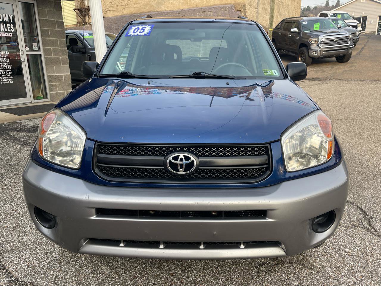 Used 2005 Toyota RAV4 2WD image 3