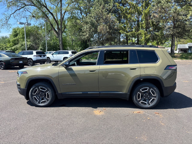 New 2026 Jeep Cherokee Limited AWD/4WD image 3
