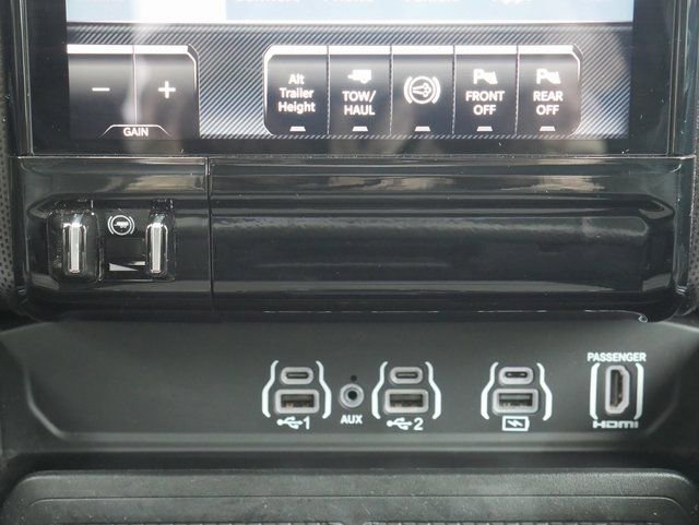 Used 2025 RAM 2500 Limited image 26