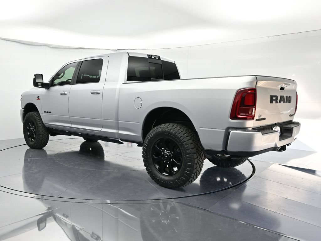 New 2026 RAM 2500 Laramie AWD/4WD image 7