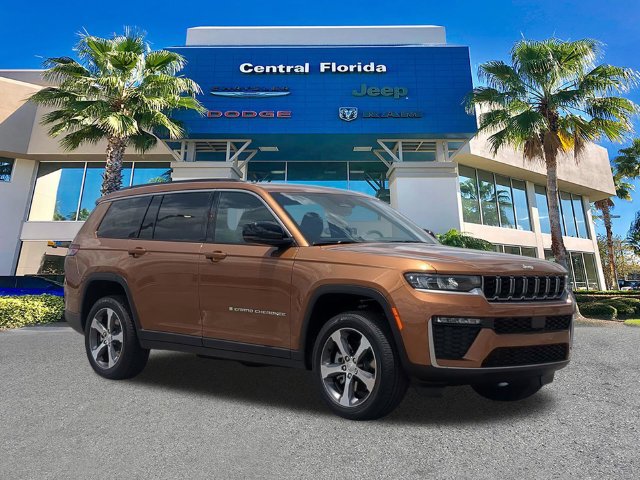 New 2026 Jeep Grand Cherokee L Limited w/ Trailer Tow Package RWD image 2