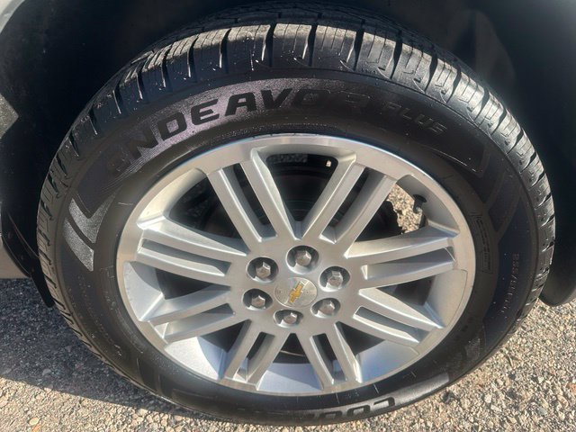 Used 2014 Chevrolet Traverse LT w/ All-Star Edition FWD image 12