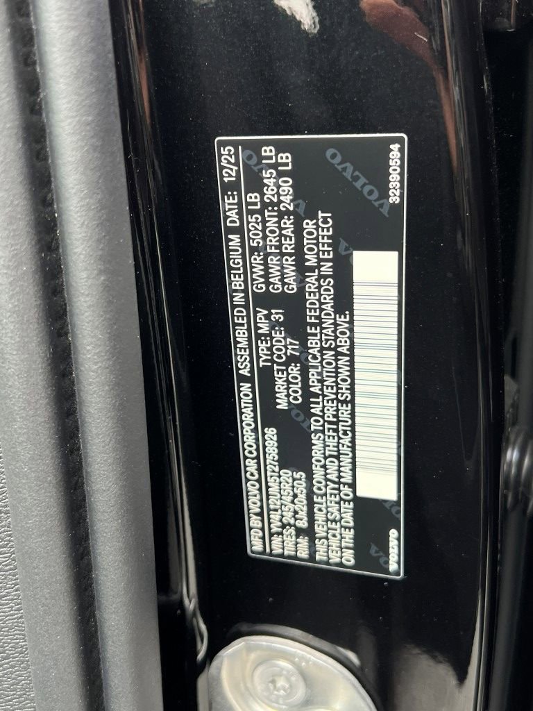 New 2026 Volvo XC40 B5 Ultra w/ Protection Package Premier image 31