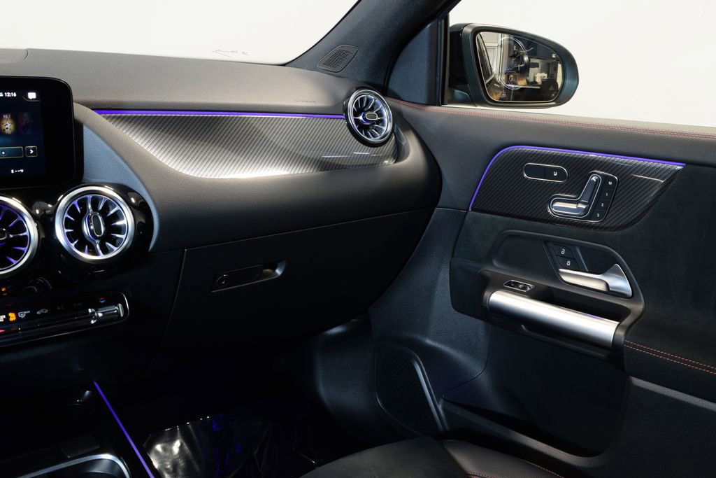 Used 2023 Mercedes-Benz GLA 250 4MATIC image 15