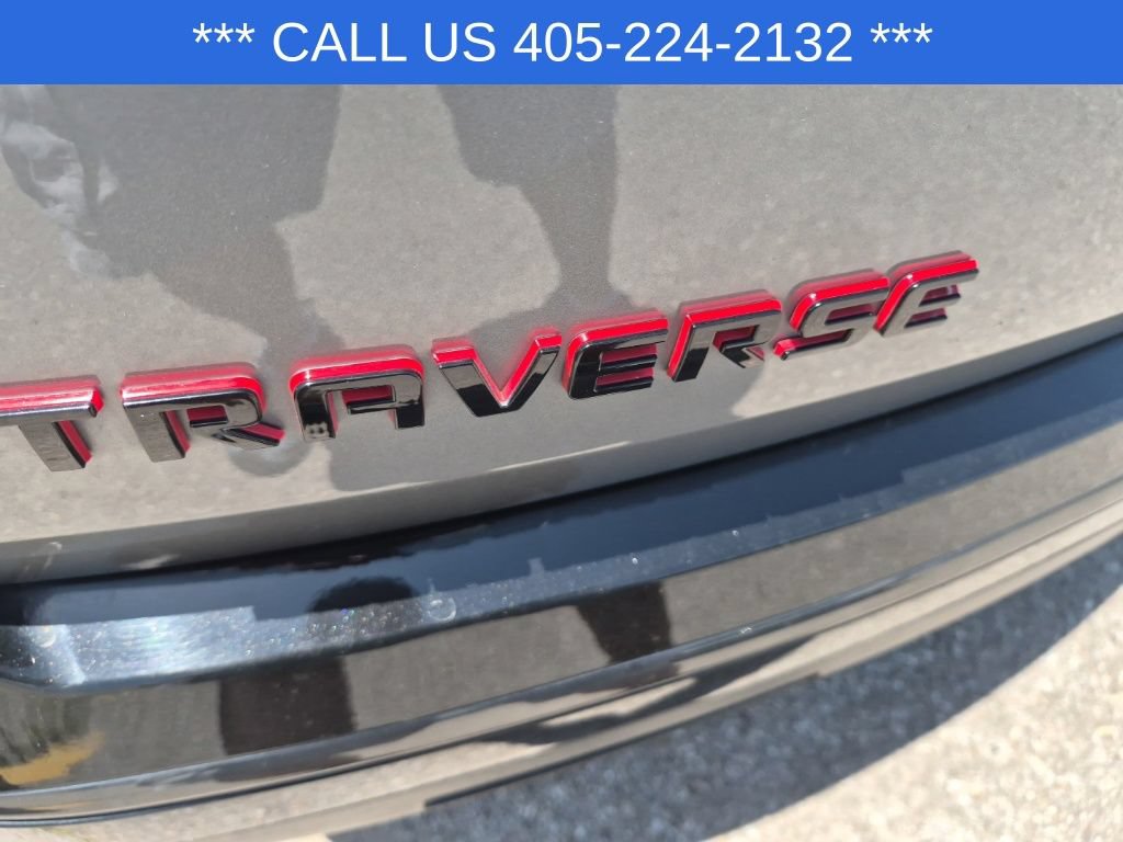 Used 2023 Chevrolet Traverse Premier w/ Redline Edition FWD image 10