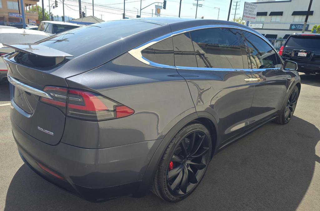 Used 2019 Tesla Model X Performance image 3