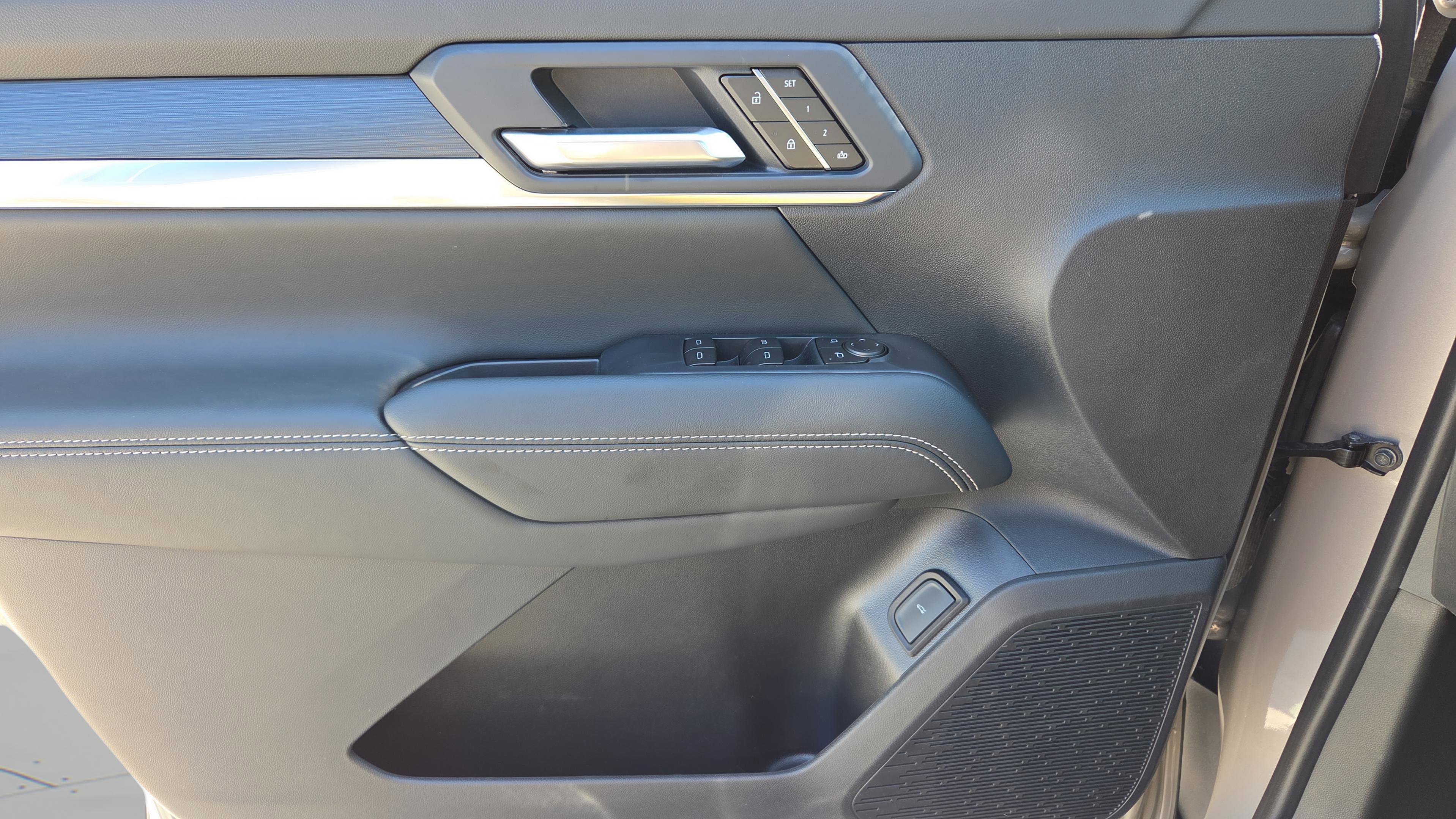 New 2026 GMC Terrain Elevation w/ Elevation Premium Package AWD/4WD image 18