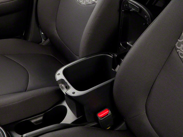 Used 2010 Kia Soul + FWD image 19