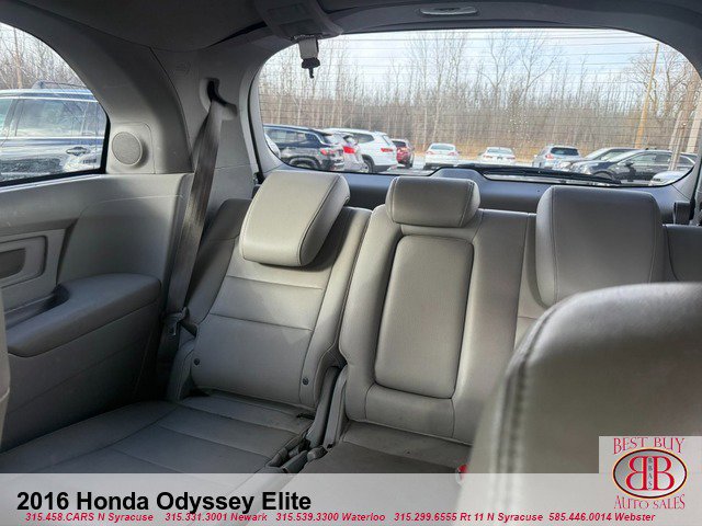 Used 2016 Honda Odyssey Touring Elite image 11