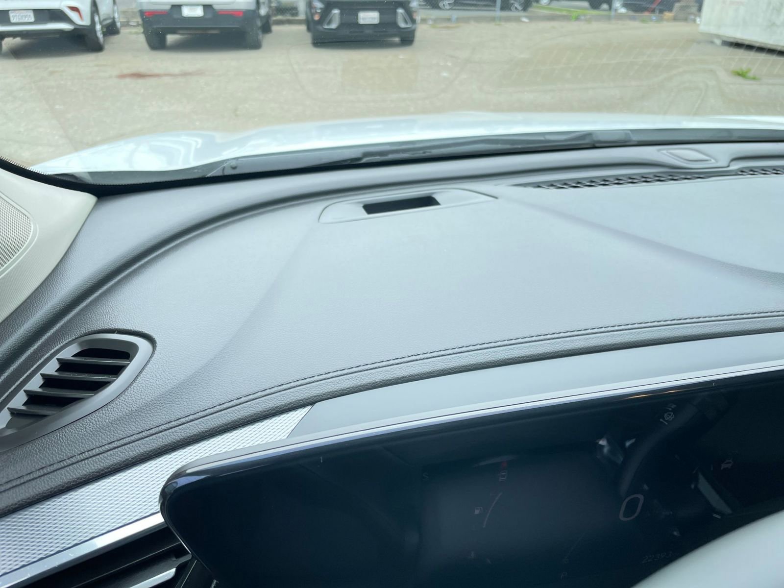 Used 2025 Buick Encore GX Preferred image 34