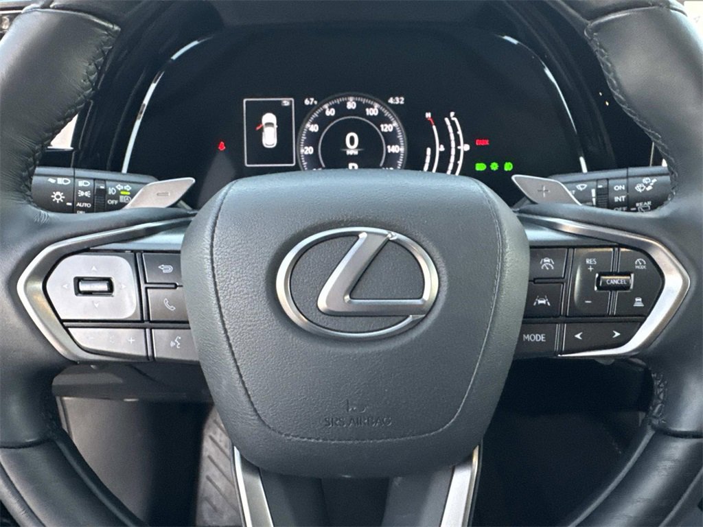 Used 2024 Lexus RX 350 Premium image 18