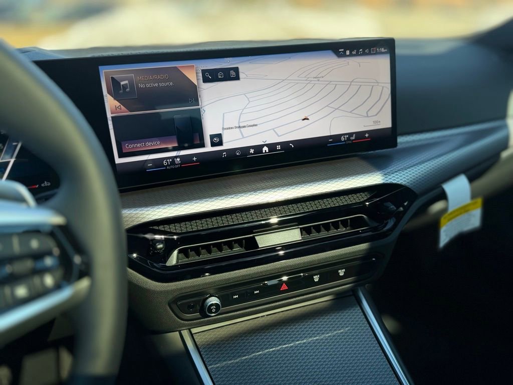 New 2026 BMW 330i xDrive Sedan w/ Premium Package image 19