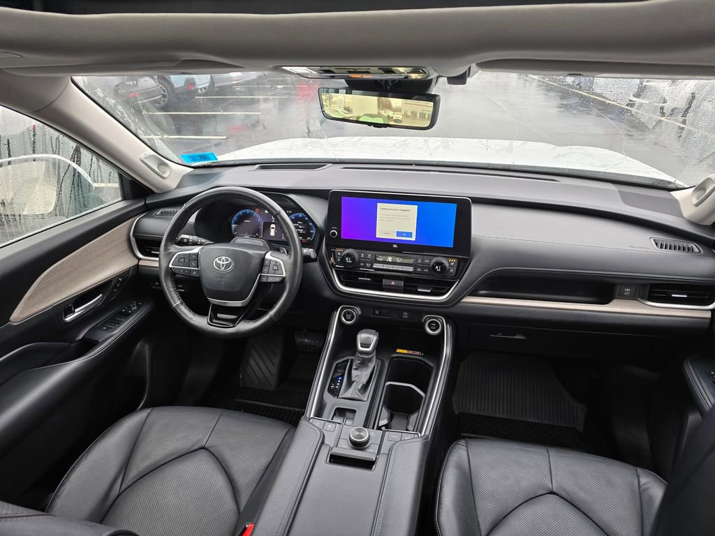 Certified 2024 Toyota Grand Highlander Platinum image 15