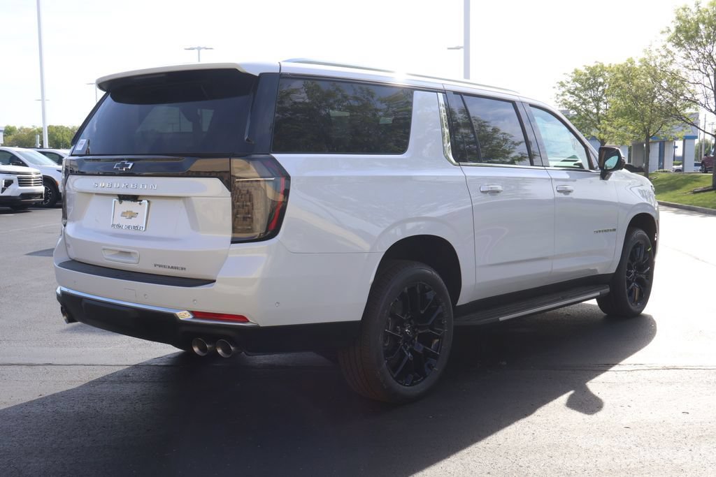 New 2026 Chevrolet Suburban Premier AWD/4WD image 8