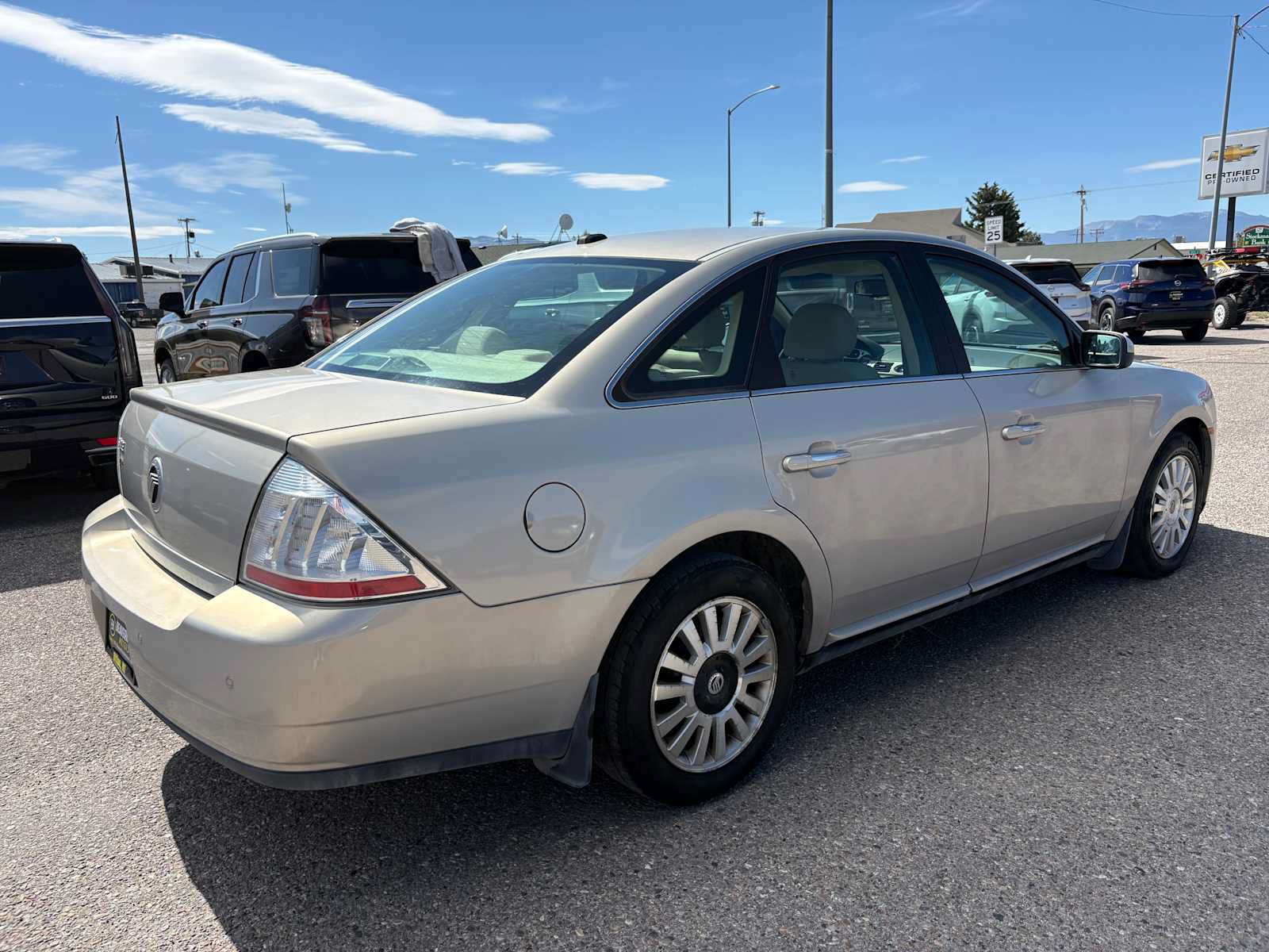 Used 2009 Mercury Sable Sedan FWD image 3