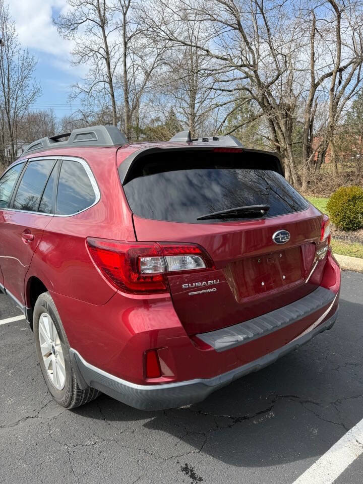 Used 2017 Subaru Outback 2.5i Premium image 6