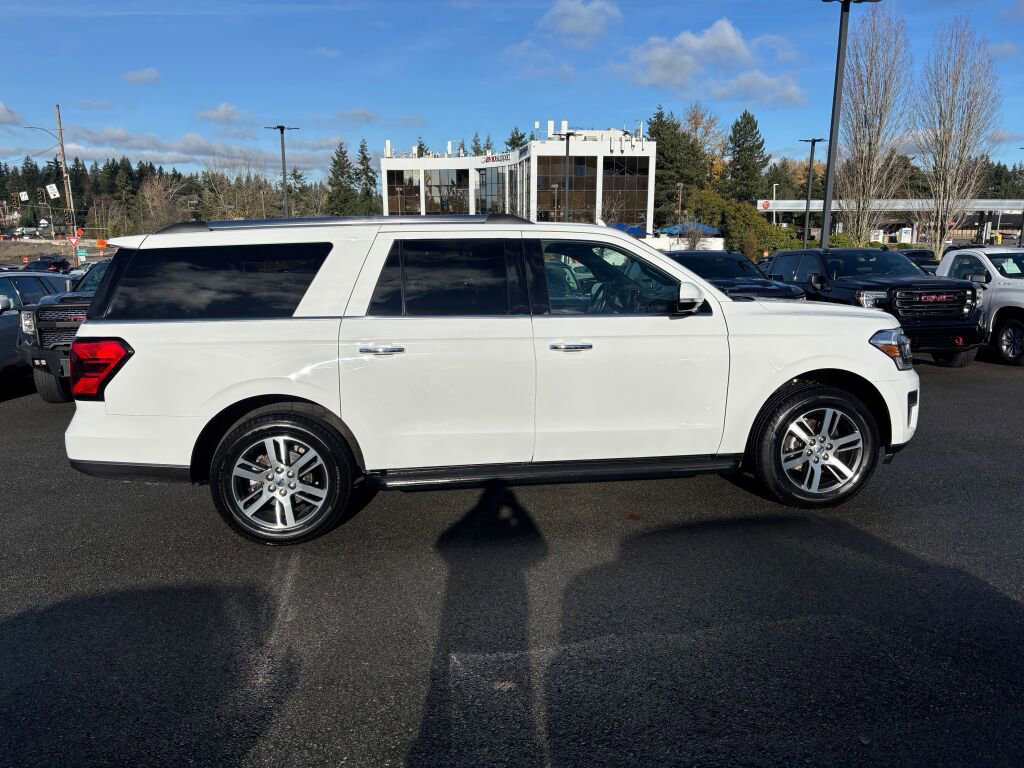 Used 2024 Ford Expedition Max Limited image 4