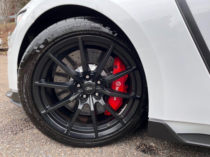 Used 2016 Ford Mustang Shelby GT350 w/ Technology Package image 50