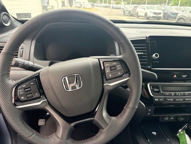Used 2026 Honda Ridgeline Black Edition image 4