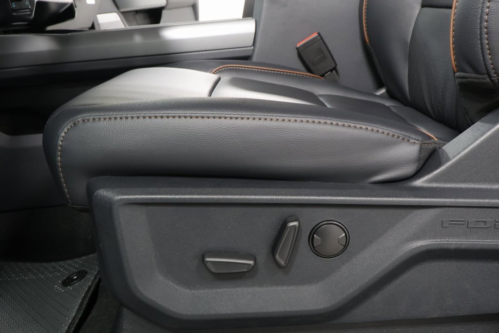 New 2026 Ford F350 Lariat image 19