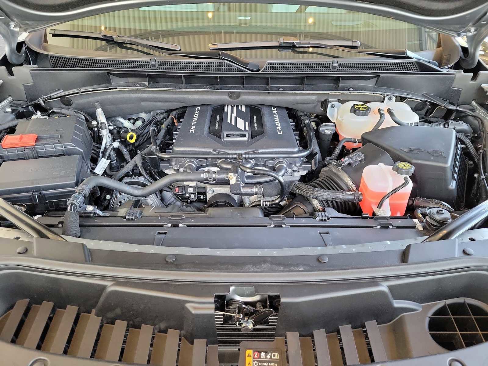 Used 2025 Cadillac Escalade V AWD/4WD image 9