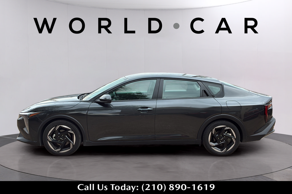 Used 2025 Kia K4 EX FWD image 15