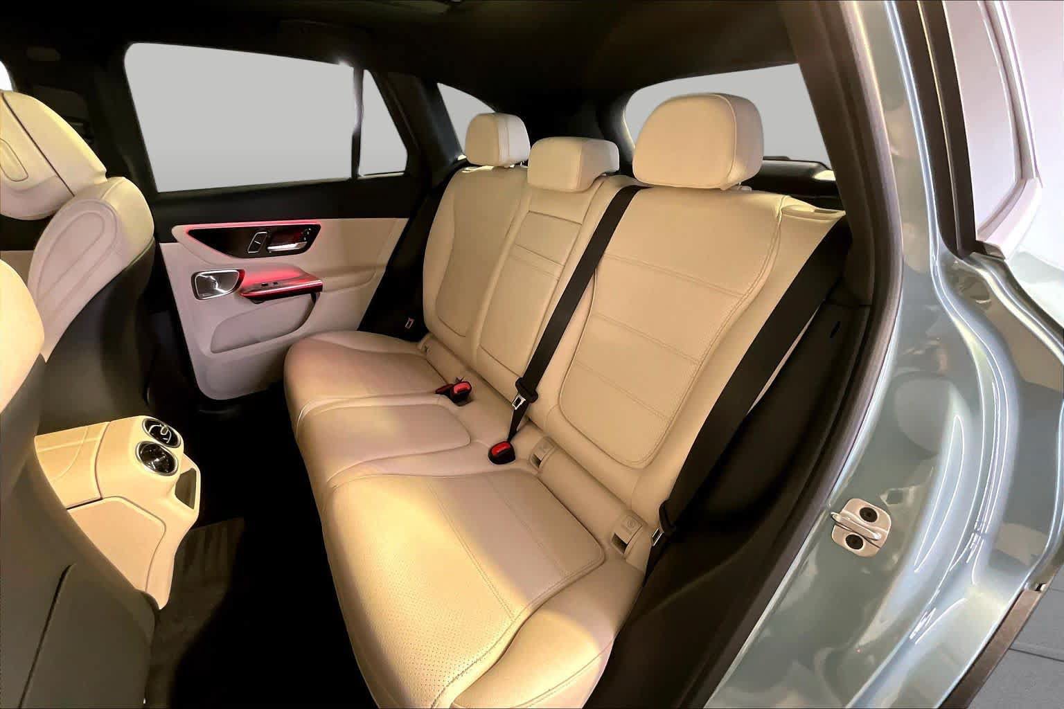 Used 2026 Mercedes-Benz GLC 300 4MATIC image 21