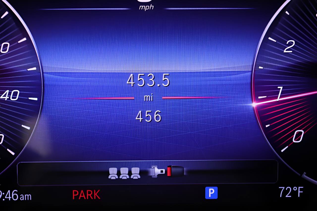 Certified 2025 Mercedes-Benz GLB 250 image 11