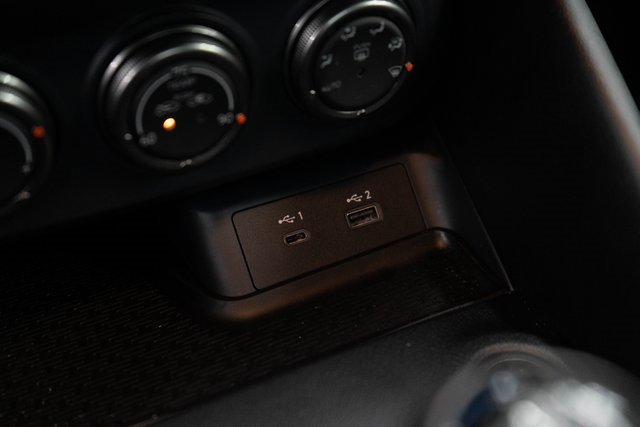 Used 2024 Nissan Z Performance w/ Floor Mat Package image 32