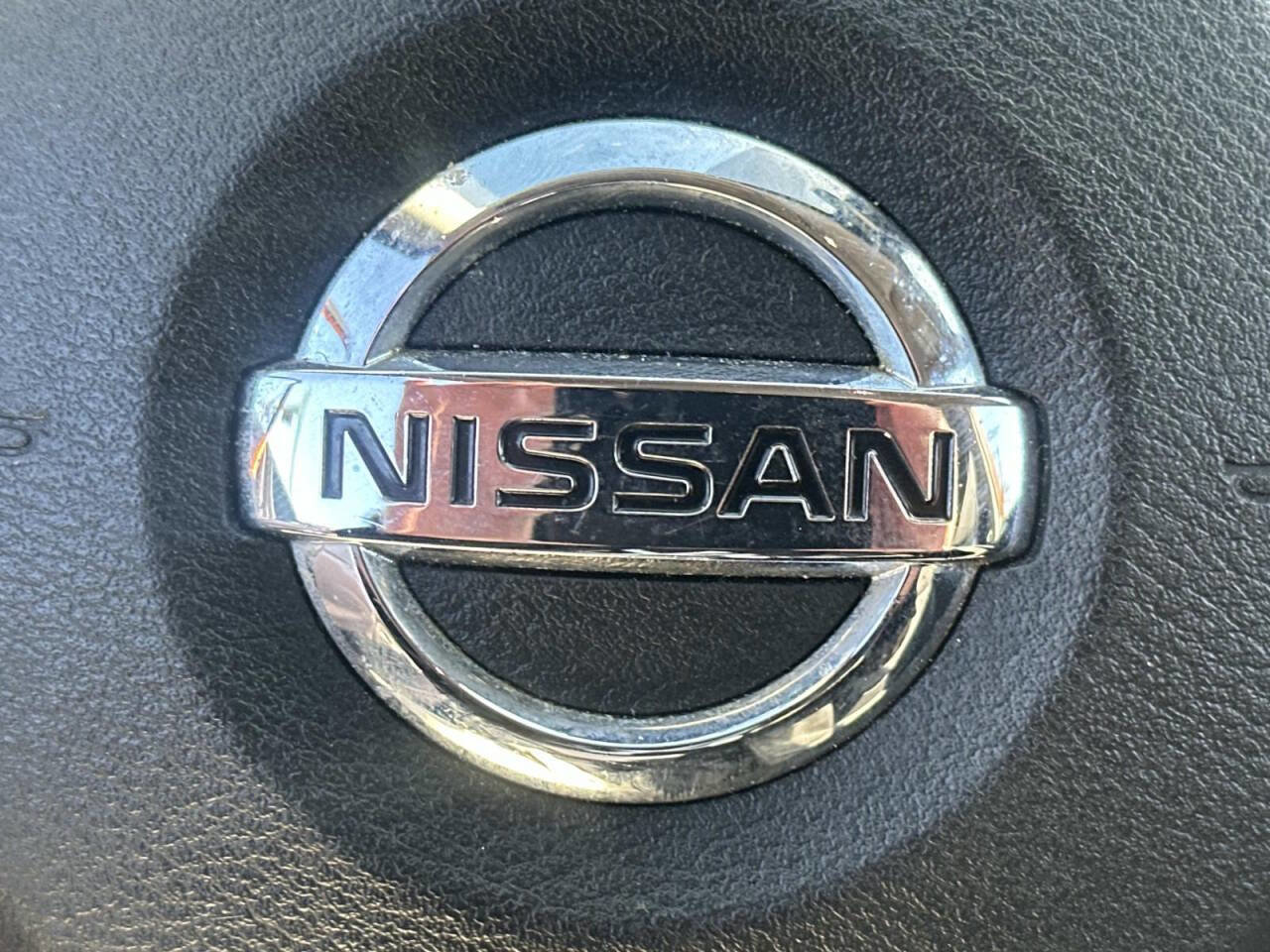 Used 2020 Nissan Rogue SV FWD image 18