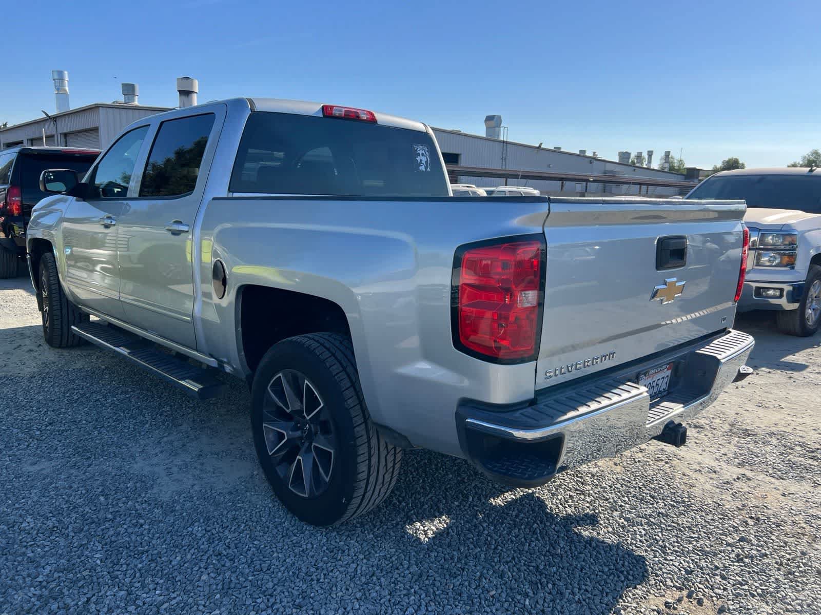 Used 2018 Chevrolet Silverado 1500 LT w/ All Star Edition RWD image 7