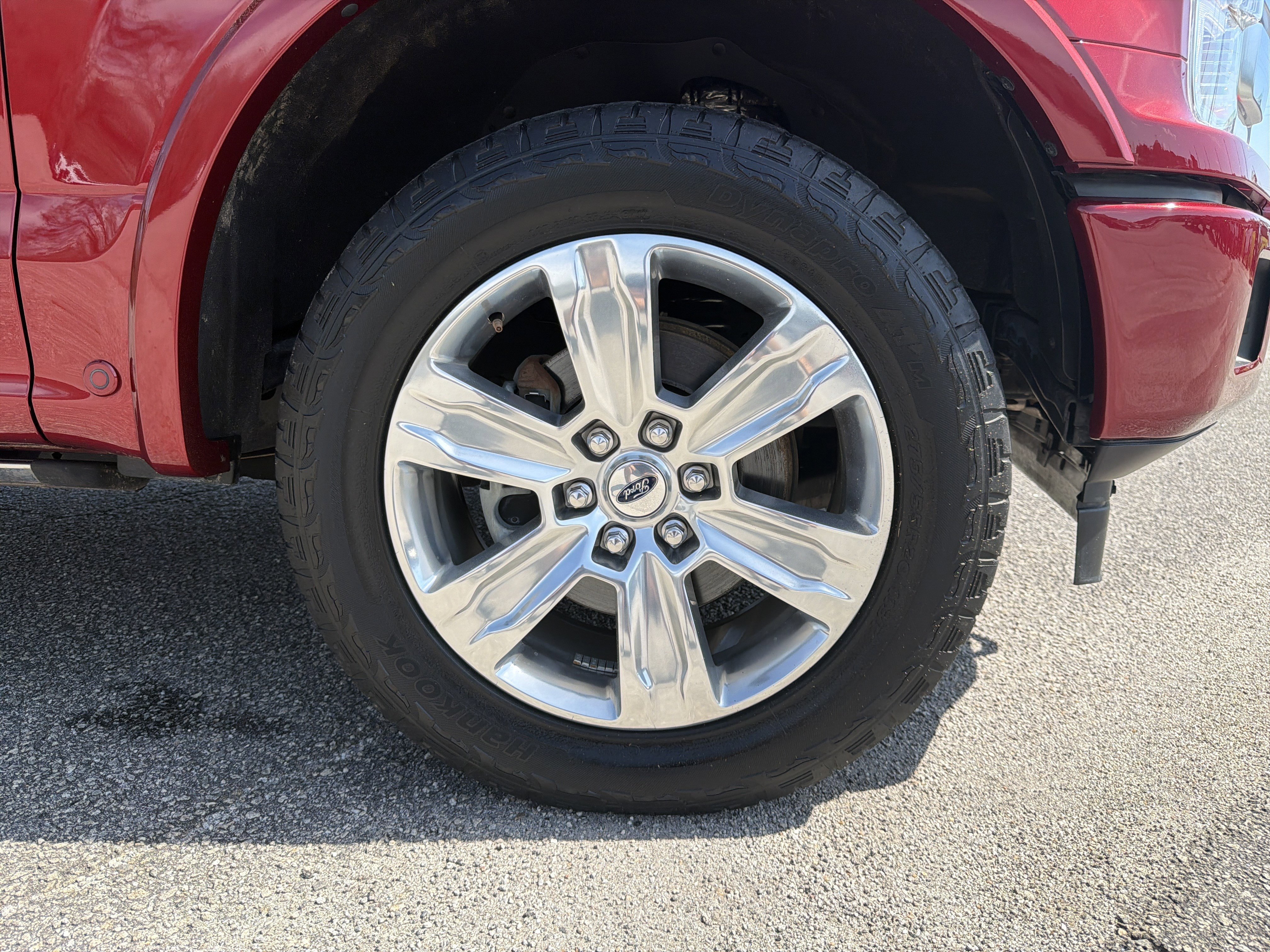 Used 2018 Ford F150 Platinum w/ Equipment Group 701A Luxury image 15