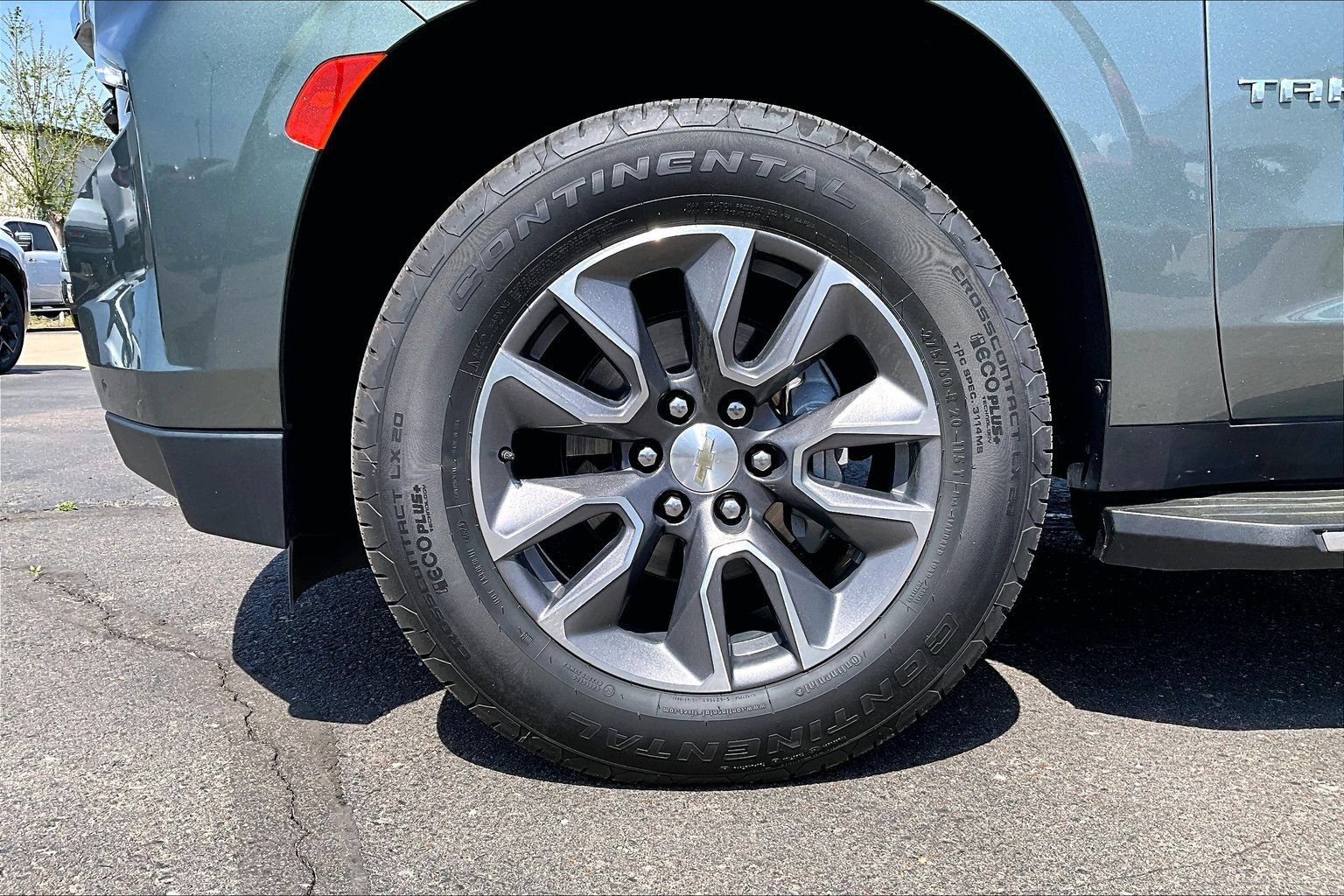 Used 2023 Chevrolet Tahoe LS AWD/4WD image 8