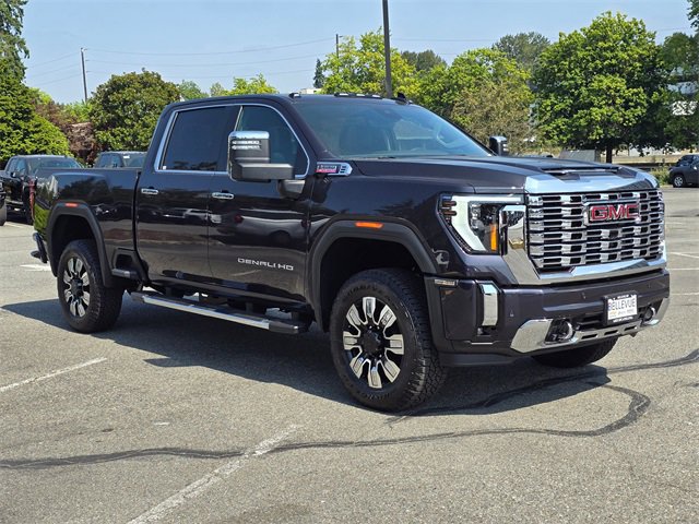 New 2025 GMC Sierra 3500 Denali w/ Denali Reserve Package image 7