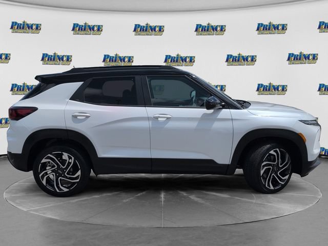 Used 2026 Chevrolet TrailBlazer RS w/ Convenience Package FWD image 4